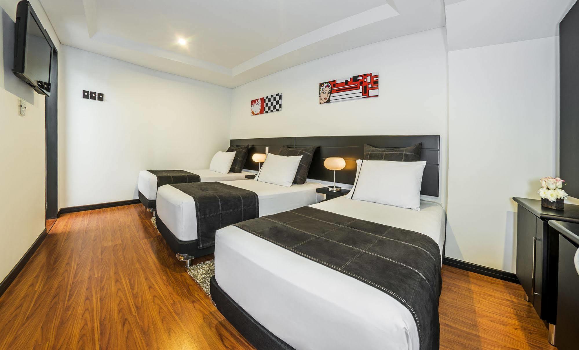 Hotel Classic Bogota Bagian luar foto