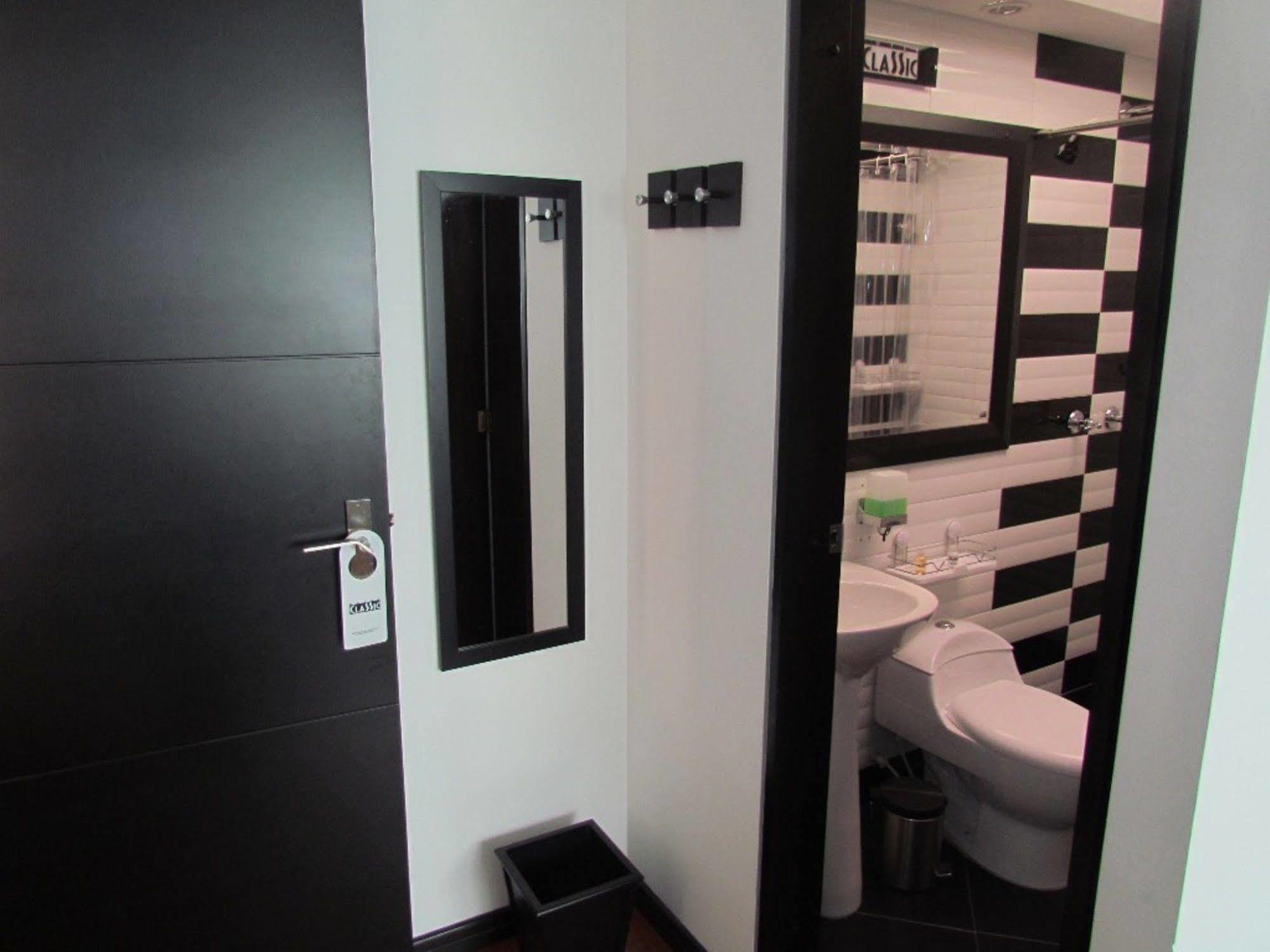Hotel Classic Bogota Bagian luar foto